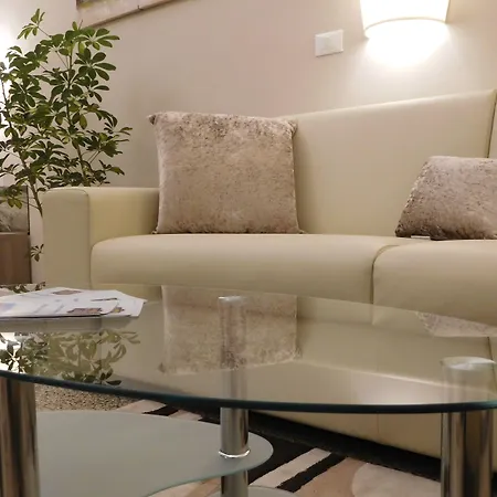 Hotel Etnea Royal Suites-2